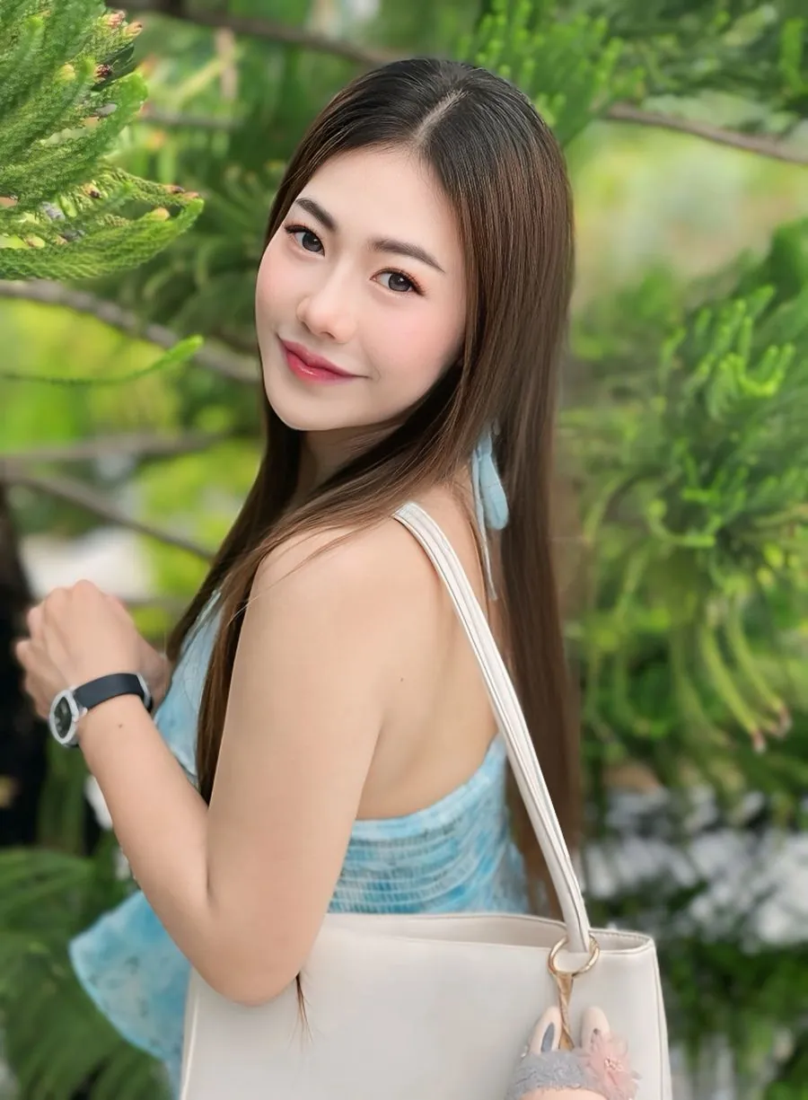 พราว เด็กเอ็นลำพูน น่ารักสดใส